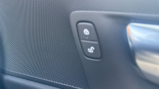 Volvo XC60 2.0 B5P Core 5dr AWD Geartronic Petrol Estate